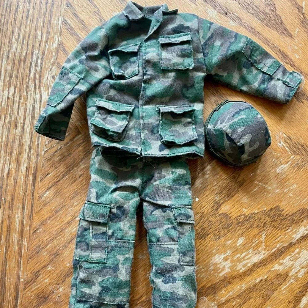 Lanard Toys Ultra Corps Marine Recon Deluxe Mission Camo Outfit